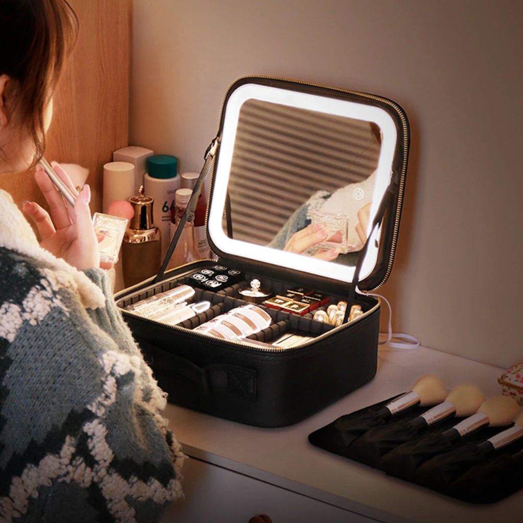 Glow & Go Makeup Organizer